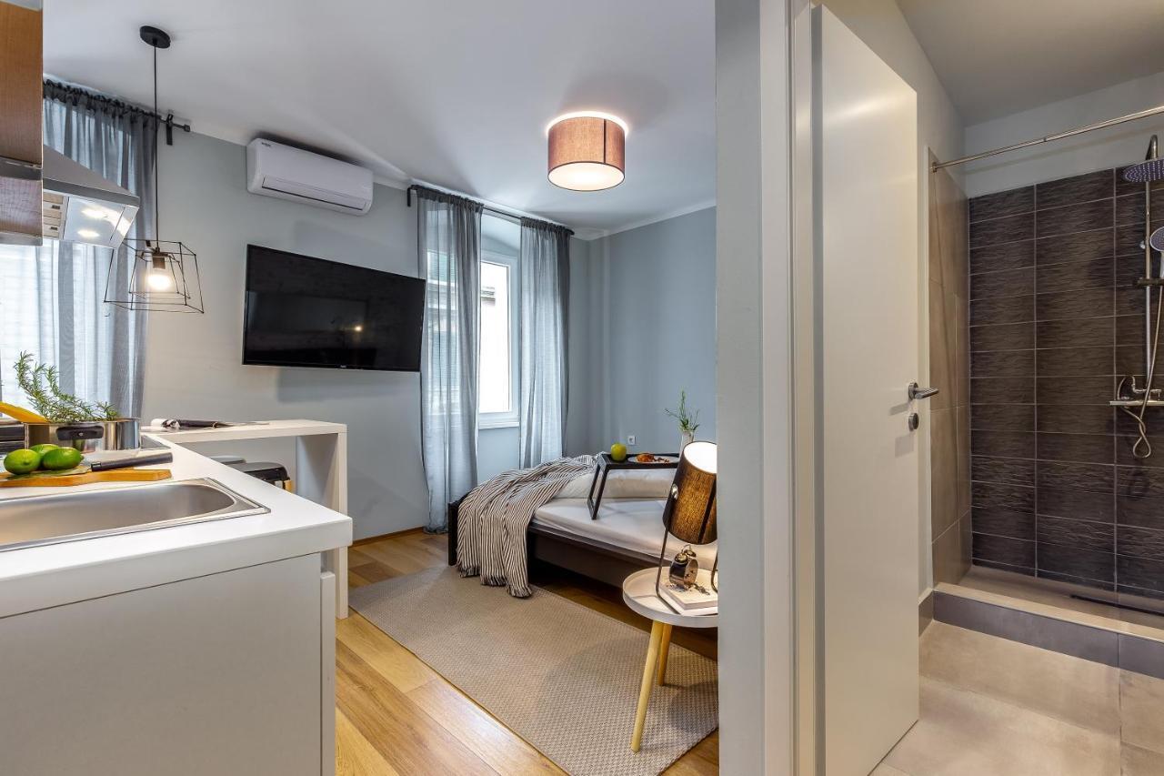 Adria Square Studios Rijeka Eksteriør billede