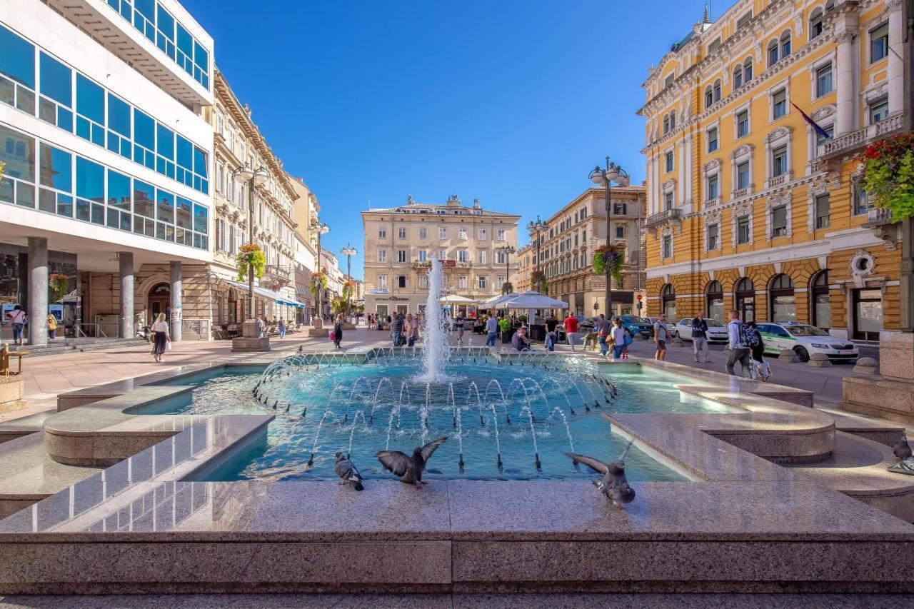 Adria Square Studios Rijeka Eksteriør billede