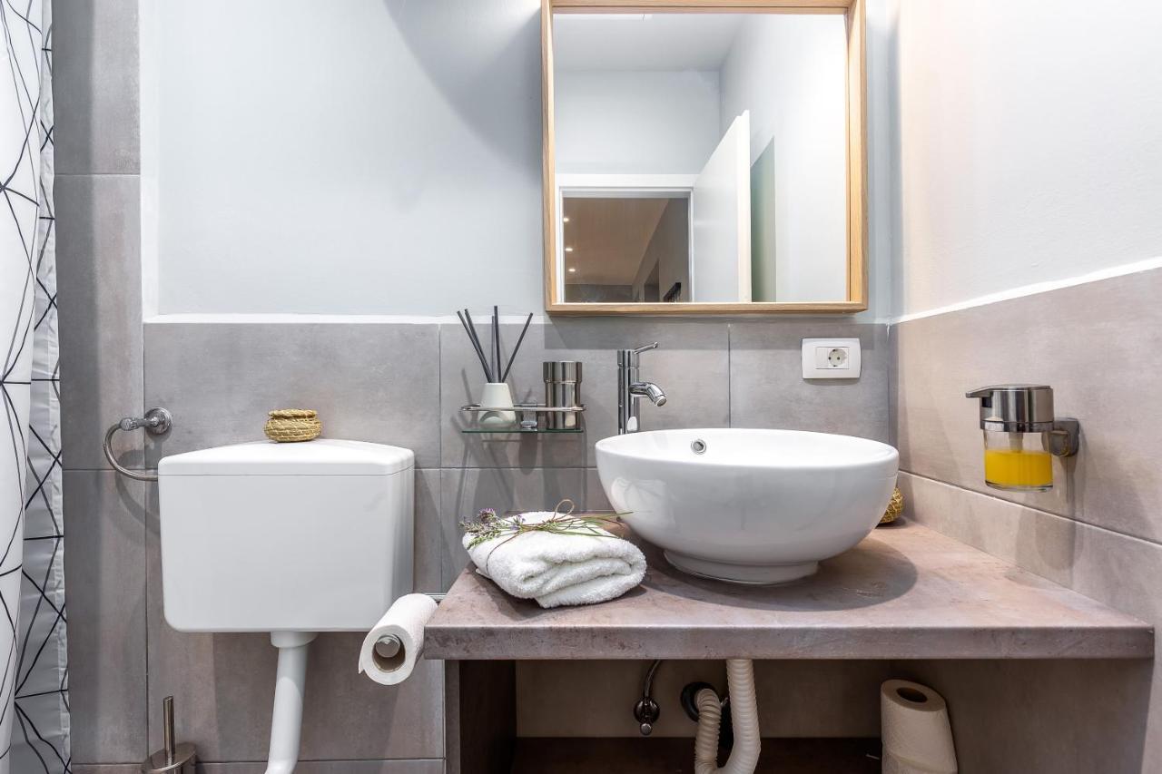 Adria Square Studios Rijeka Eksteriør billede